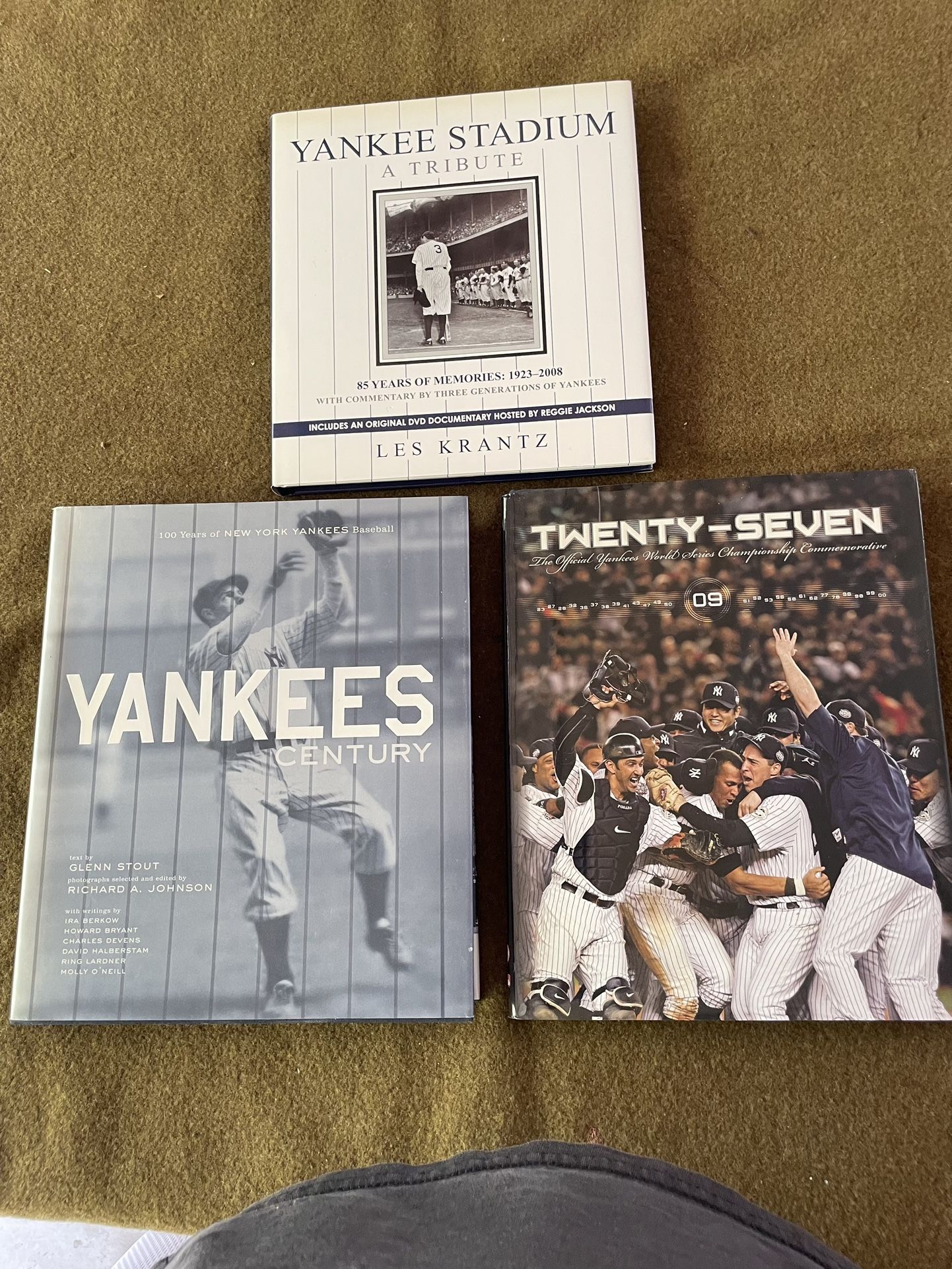 NY Yankees books Great condition Dust covers