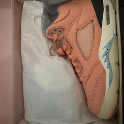 Air Jordan 5 Retro SP. DV4983
