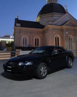 2000 Ford Mustang