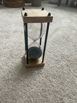 Hour glass