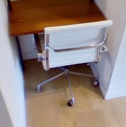 White Leather and Chrome Modern Office Chair