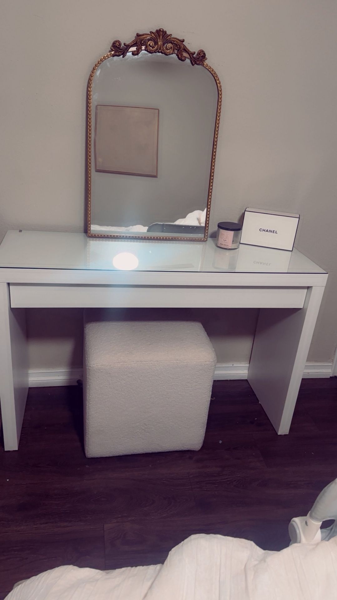 Desk with glass mirror, and small bench