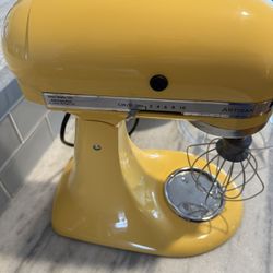 KitchenAid Mixer 