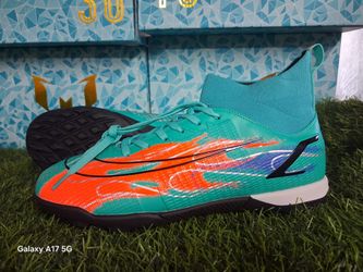 Turf soccer cleats us size 8.5