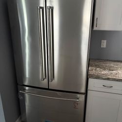 KITCHEN AID REFRIGERATOR 