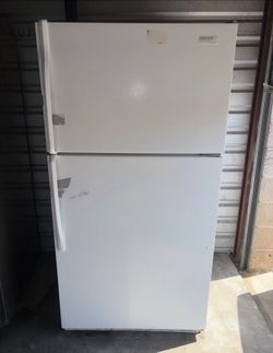 White Kirkland Refrigerator And Freezer
