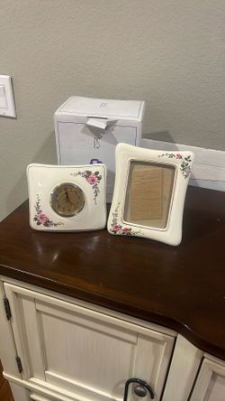 New Paul, Sebastian, clock and frame set