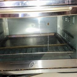 OSTER Convection Oven 