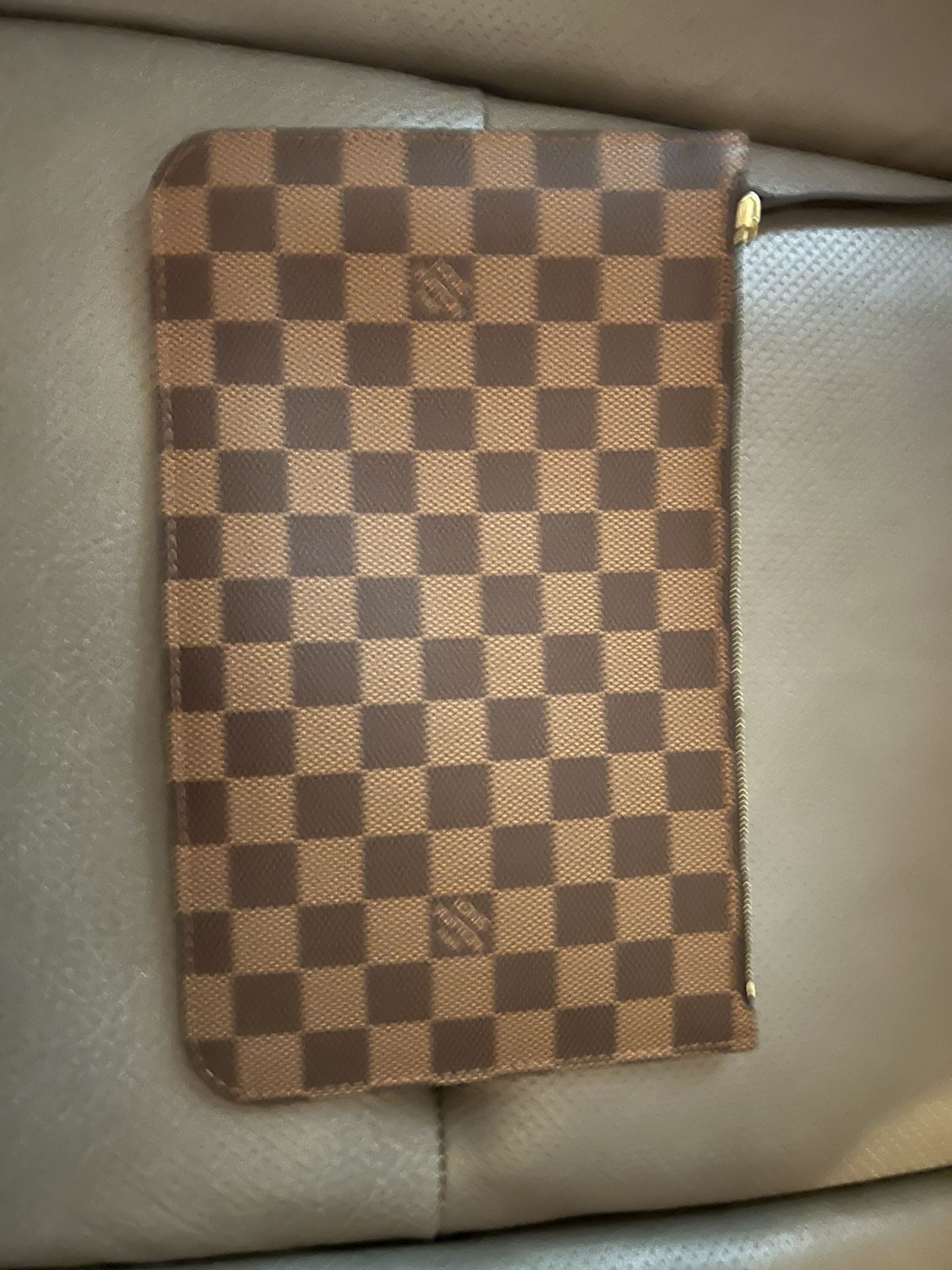 Louis Vuitton Pochette