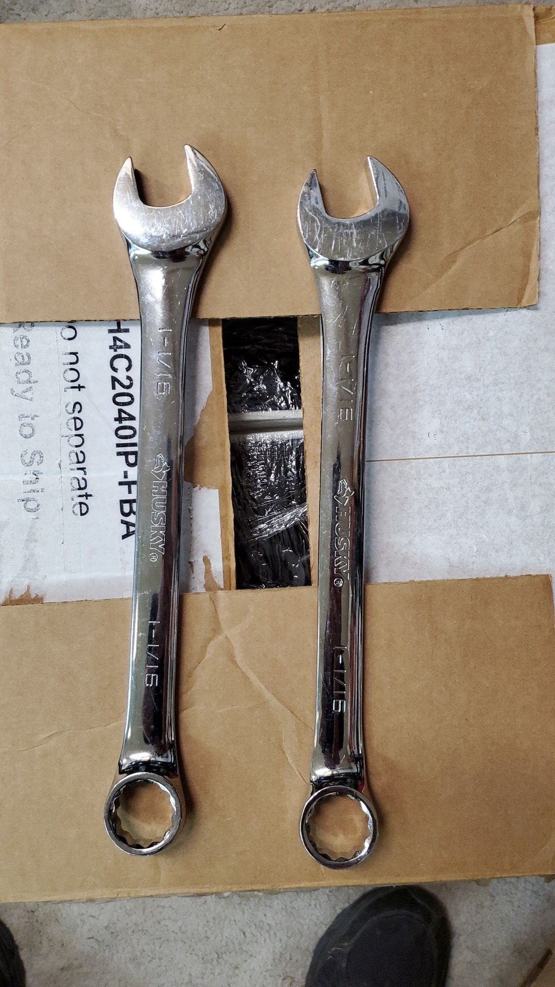 2 husky 1 1/16 in 12 pt. Sae full polish combination wrench