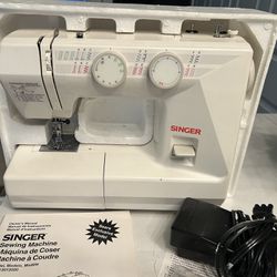 Sewing Machine  (like new) 