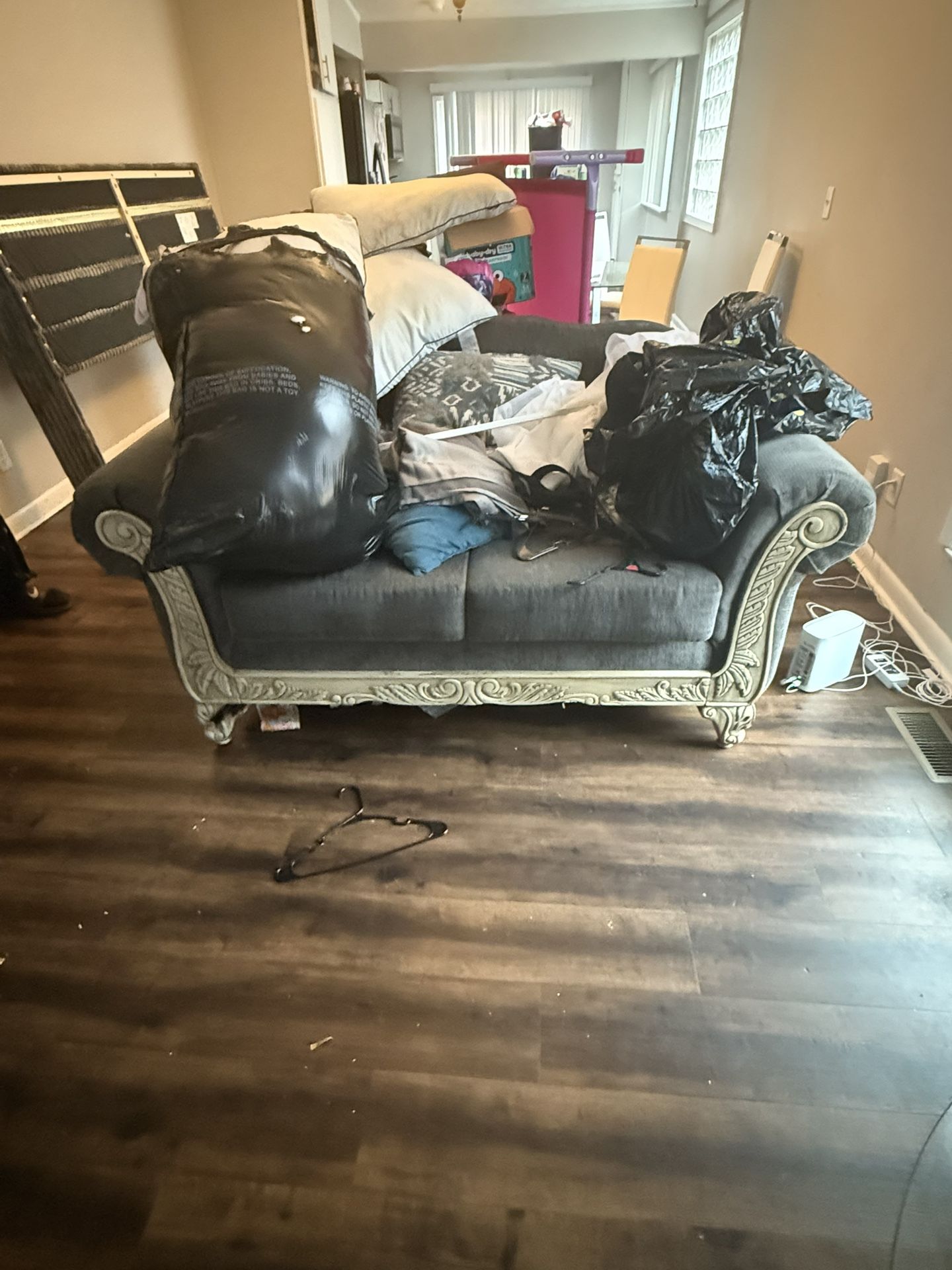 Couch And Love Seat  MUST GO TODAY 