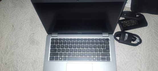 Dell - Precision 3490 - 256 GB HD - 16 GB RAM - Intel core ultra 5 - windows 11 pro 