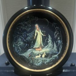 Vintage Russian Plate Collectible