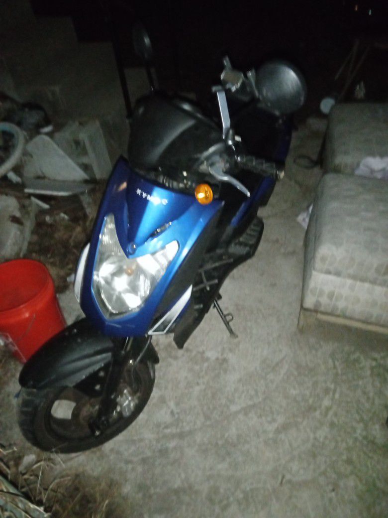 50cc Moped 