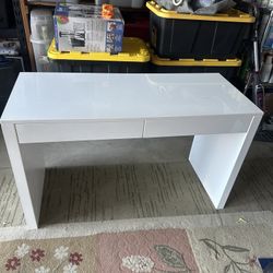White Desk
