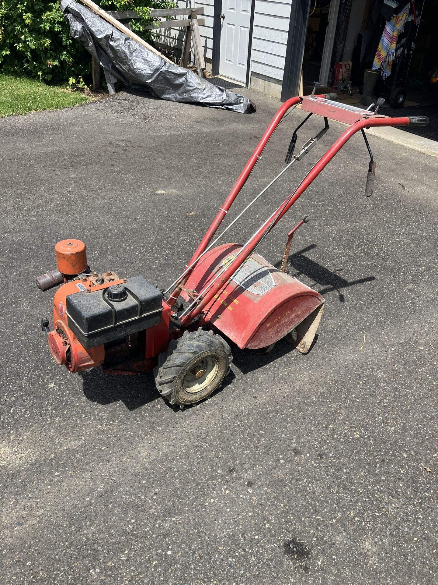 Troy Built, Econo Horse,