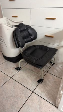 Silla negra  para pedicure