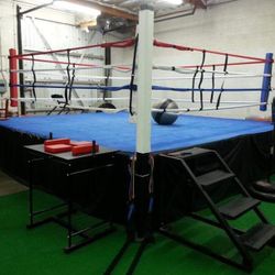 16x16 Boxing Ring  with Accessories / Make A Realistic Offer