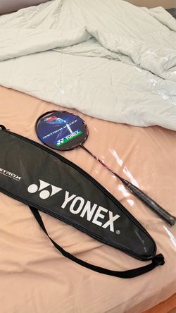 Yonex Astrox 100 ZZ (Kurenai) 4U5G
