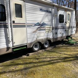Keystone Montana 27 Ft Good Condition 