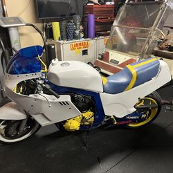 1986 Suzuki GSXR 1100