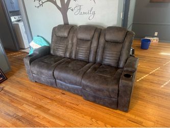 Power reclining sofa