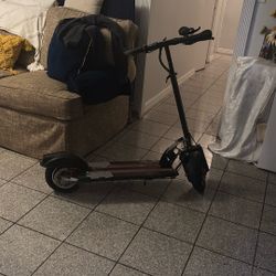 Electric scooter