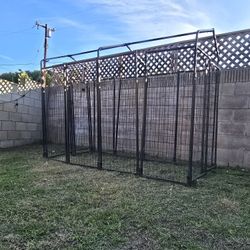 DOG KENNEL 4' X 8' In Very Good Condition. 
