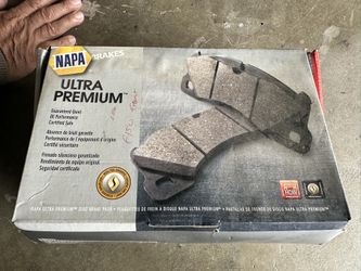 06 FORD F-150 Set Of Brake Pads