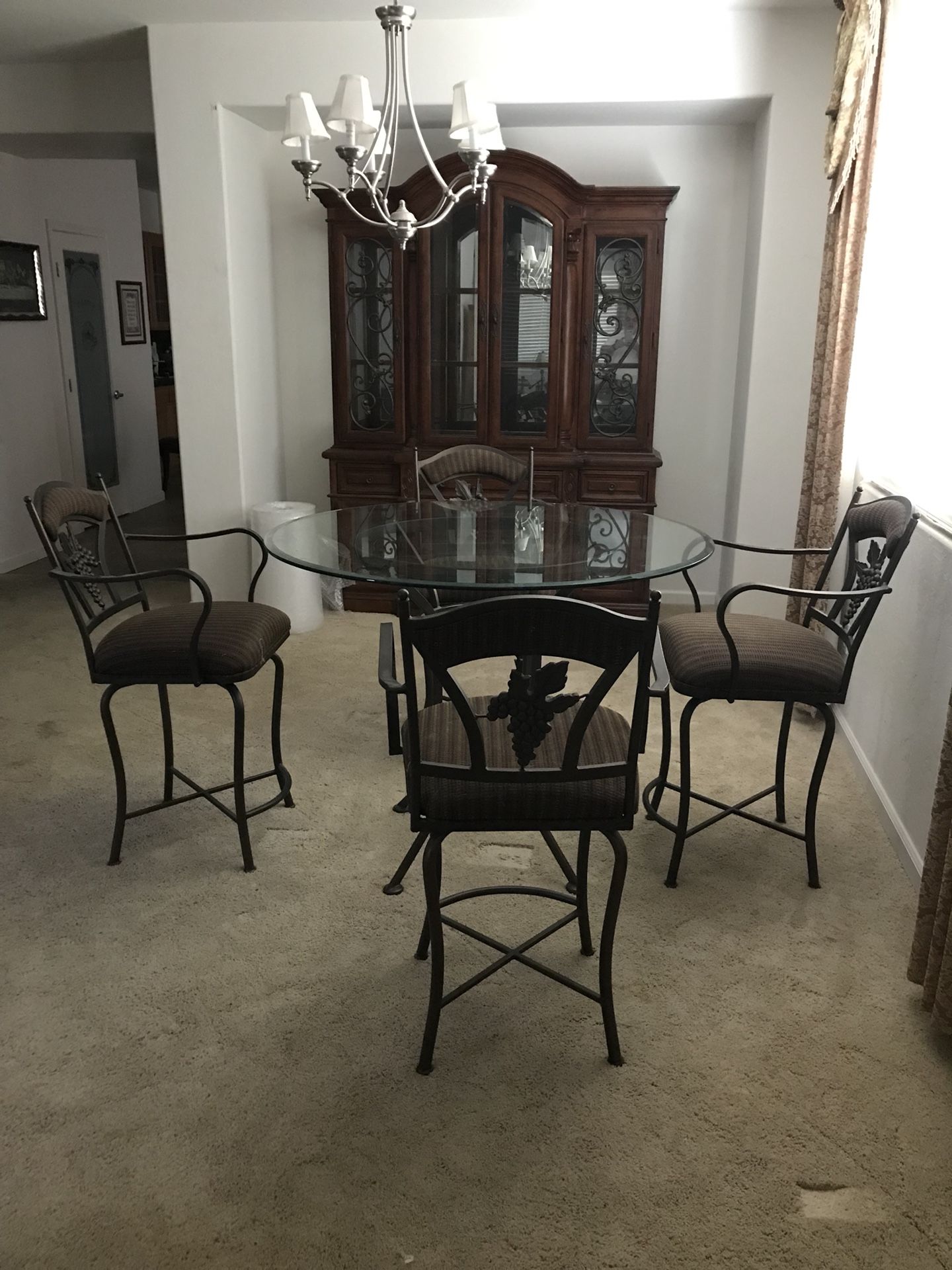 Dining Table with 6 chairs for Sale in Tulare, CA OfferUp