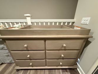 Baby changing topper