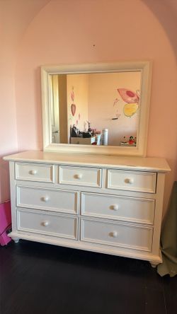 MOVING OUT SALE: Solid Wood White Dresser & Full Bedframe 
