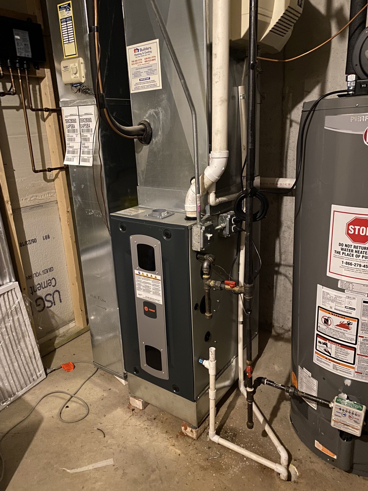 Heater Furnace Goodman Amana 40000btu 80 Plus for Sale in Aurora, IL -  OfferUp