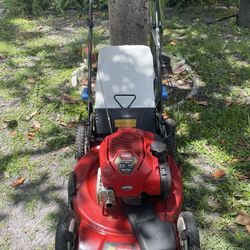 Self Propelled High Wheel Lawn Mower LBSN Toro Recycler With SmartStow 22” Cut With A 7.25 HP Engine 