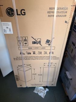 LG Refrigerator New
