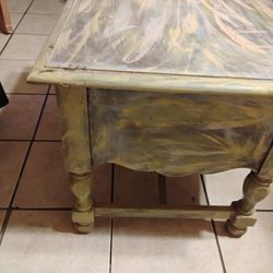 Nightstand/Small Table 