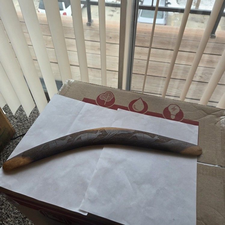 Boomerang Aboriginal Style 18 Inches X 2 1/4 Inches