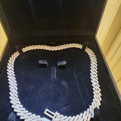 12mm Iced Cuban Chain 20” | 925 Silver | VVS1 Moissanite | GRA