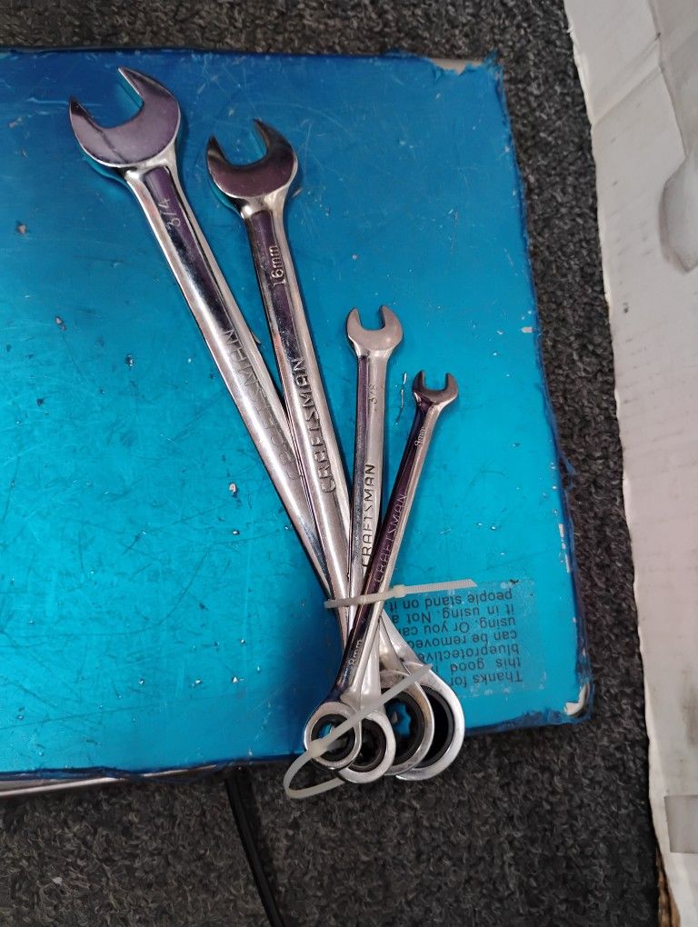 4 Craftsman wrenches 8 mm / 3/8 / 16 mm / 3/4