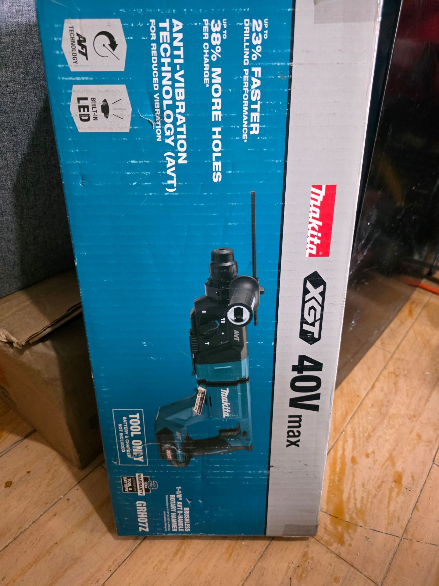 Makita rotary hammer 1_1/8 40volt max only tool