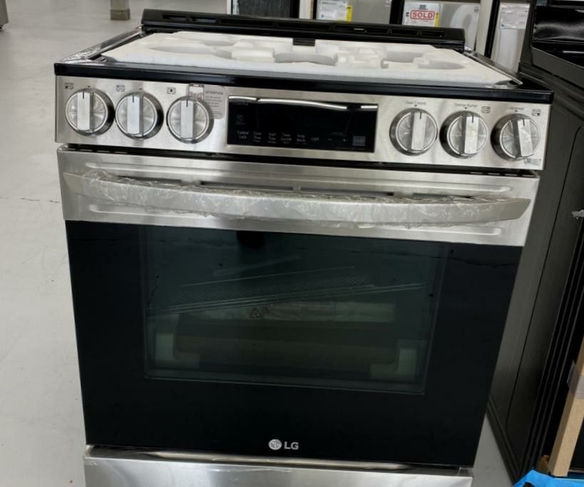 50% OFF LG GAS Range Air Fry OPEN BOX