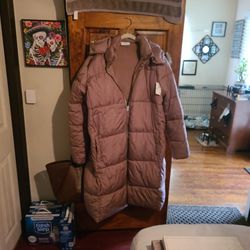 Old Navy Women's XXL Tall Raincoat With Attached Hood With Faux Fur