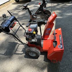 Ariens Compact Series Sno-Thro Snowblower