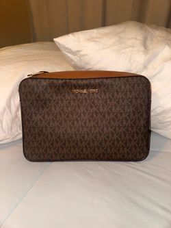Michael Kors Crossbody Bag