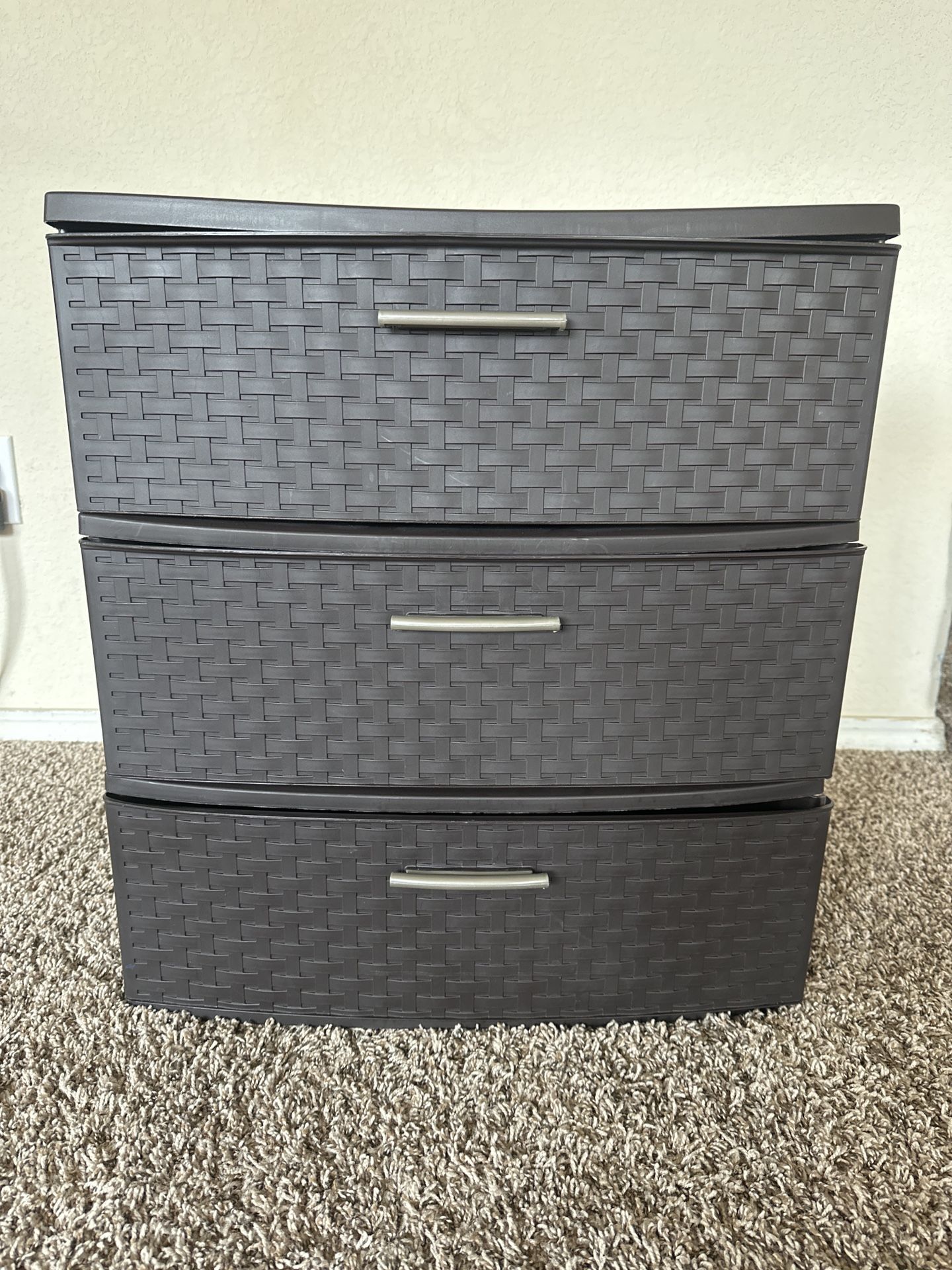 Sterlite 3-Drawer Plastic Storage Unit