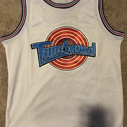Tune Squad- Space Jam- Bugs Bunny #1 Basketball Jersey. Numbers Stitched.  Size Small 