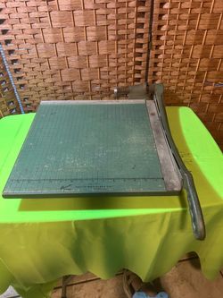Vintage Premier Guillotine Paper Cutter Trimmer - Green Board-$45 CASH (San Antonio TX)