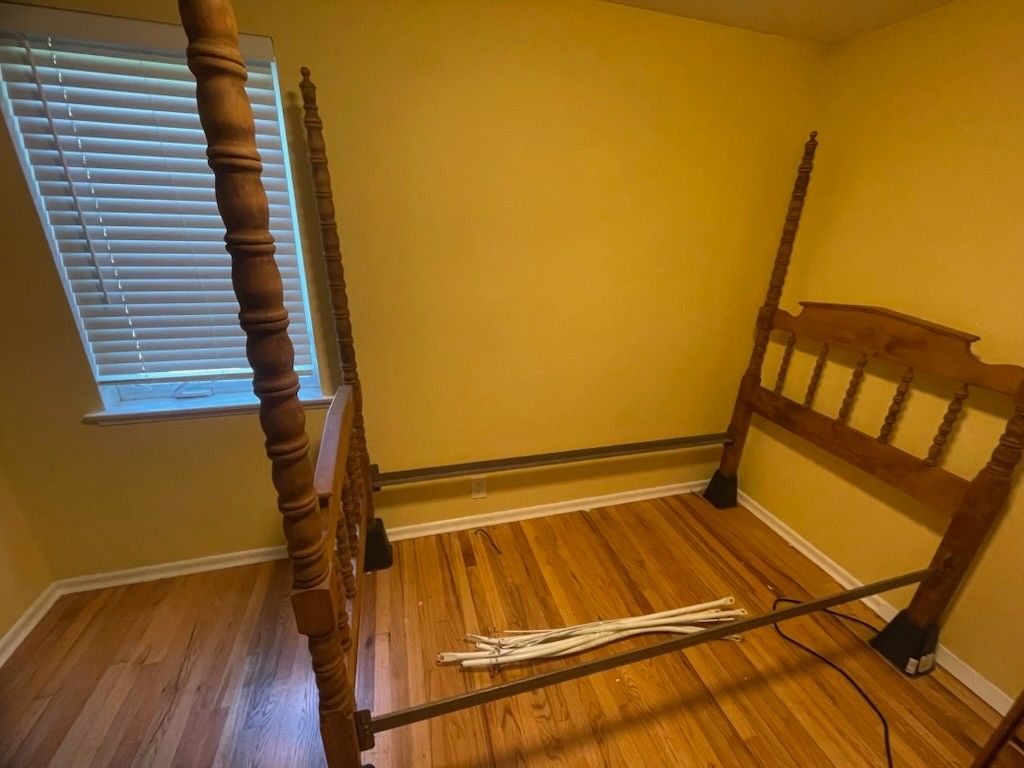 Four Poster Twin Bedoom Set 3 Piece