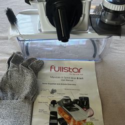 Mandolin and spiral slicer